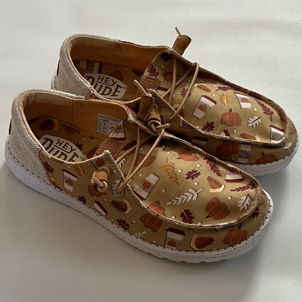HEY DUDE Wendy Funk Brown Multi Pumpkin Latte Slip On Canvas Shoes Womens 8